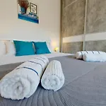 The Circle Apartment