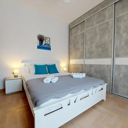 Apartment The Circle