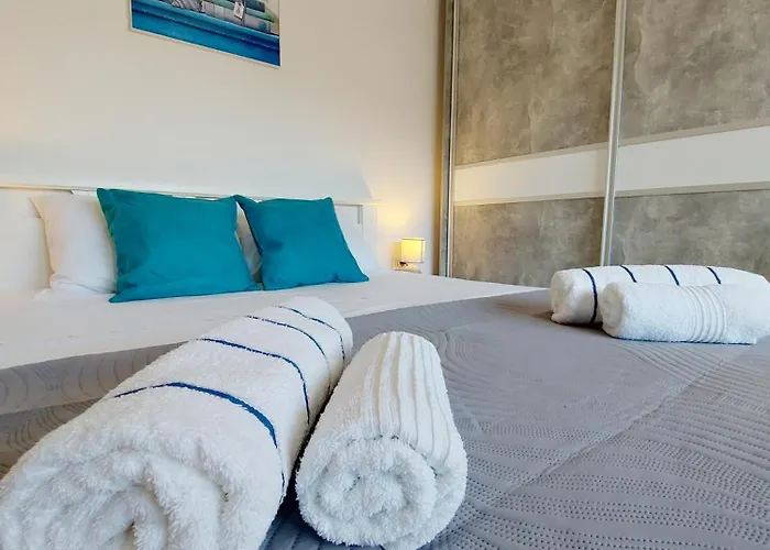 The Circle Apartment